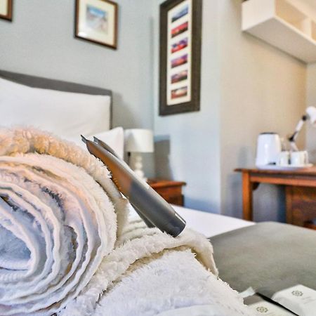Sunbury Bed And Breakfast 요하네스버그 외부 사진