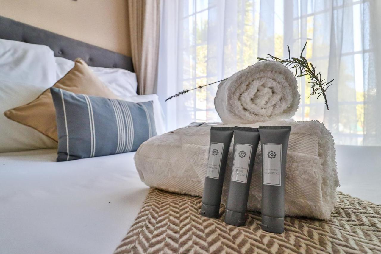 Sunbury Bed And Breakfast 요하네스버그 외부 사진