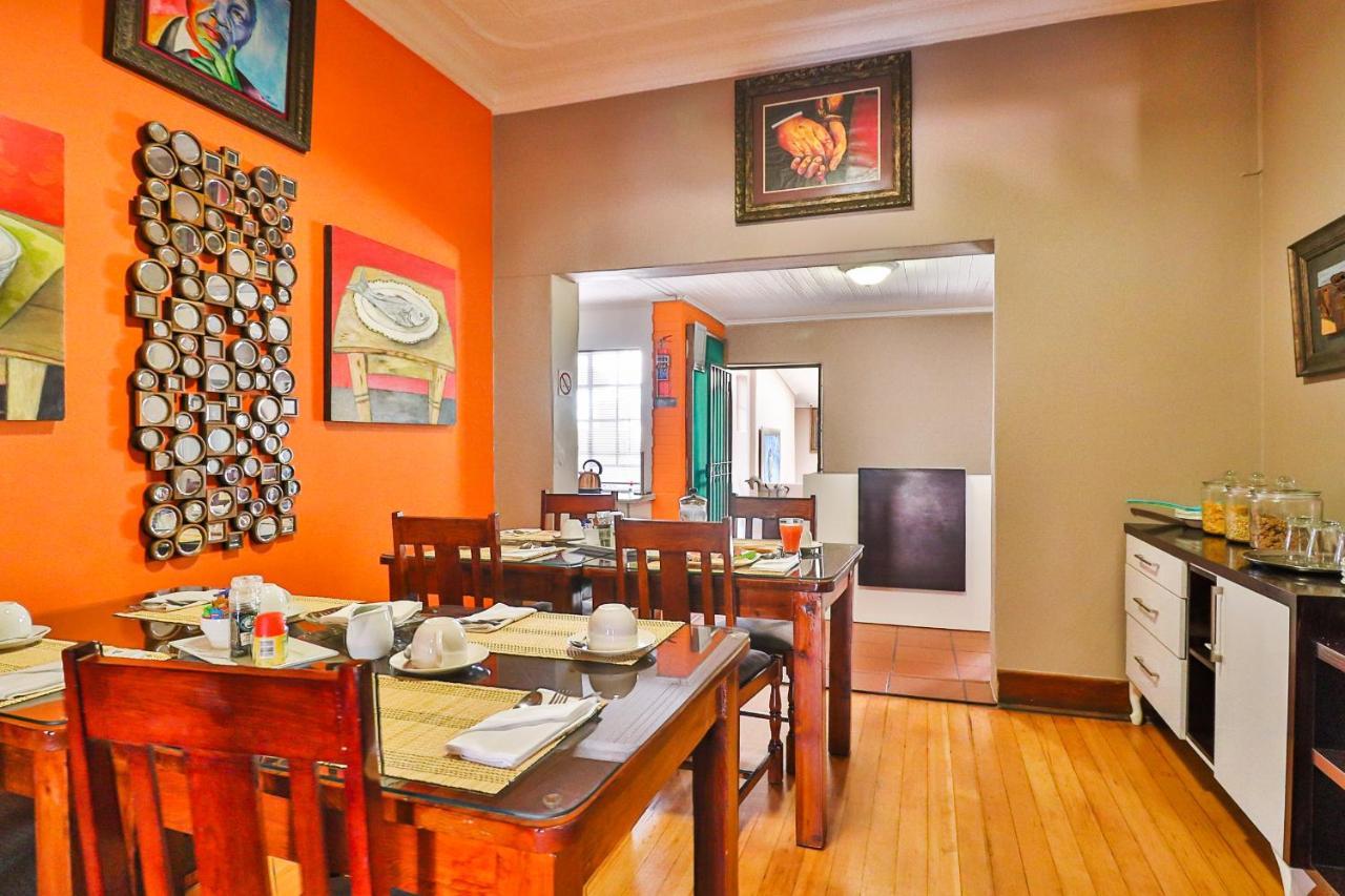 Sunbury Bed And Breakfast 요하네스버그 외부 사진